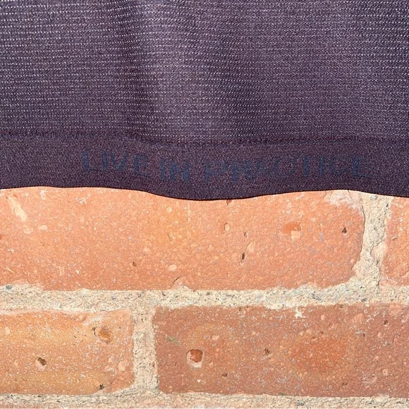 lululemon athletica “Metal Vent Tech Short Sleeve - Picture 6 of 7